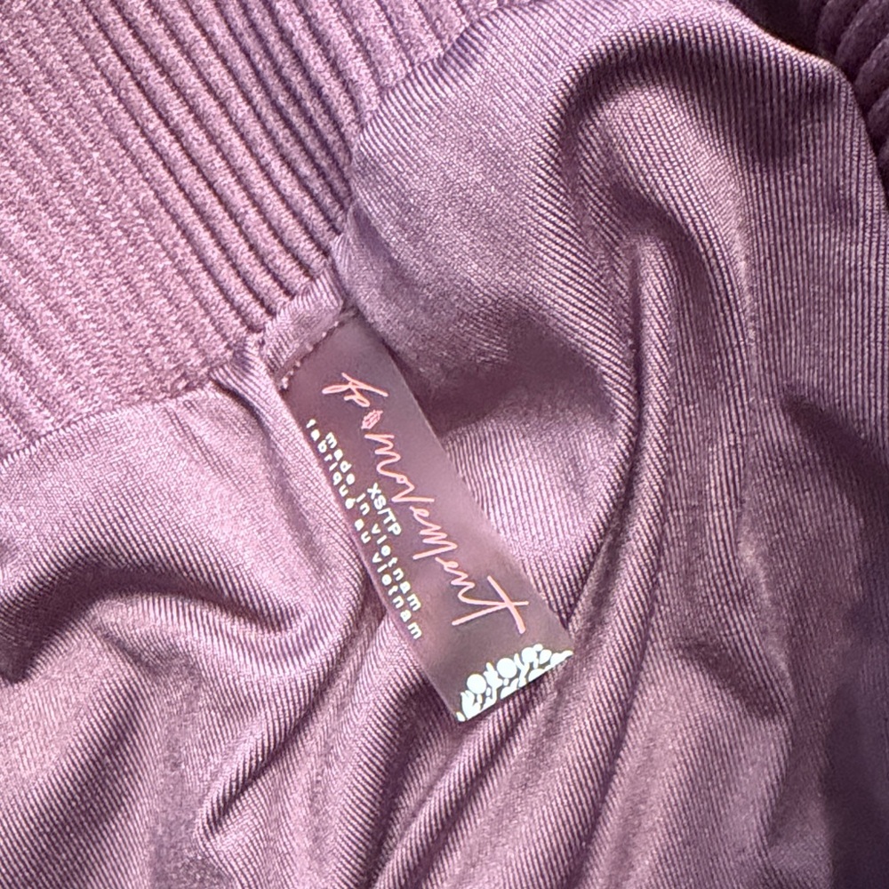 FREE PEOPLE FP MOVEMENT Carpe Diem High-Waist Purple Active Shorts Size XS - Picture 6 of 9
